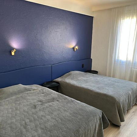 Hotel Chiffre Albi Bagian luar foto