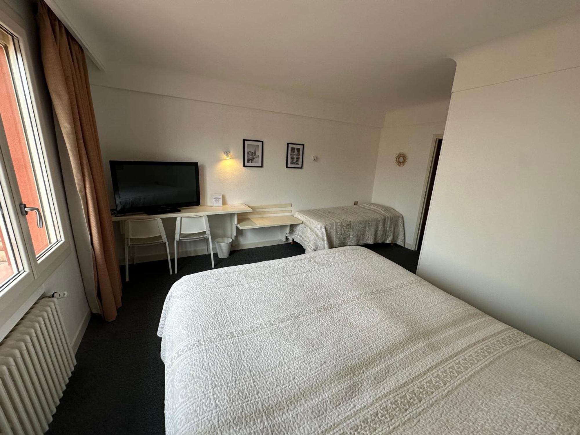 Hotel Chiffre Albi Ruang foto