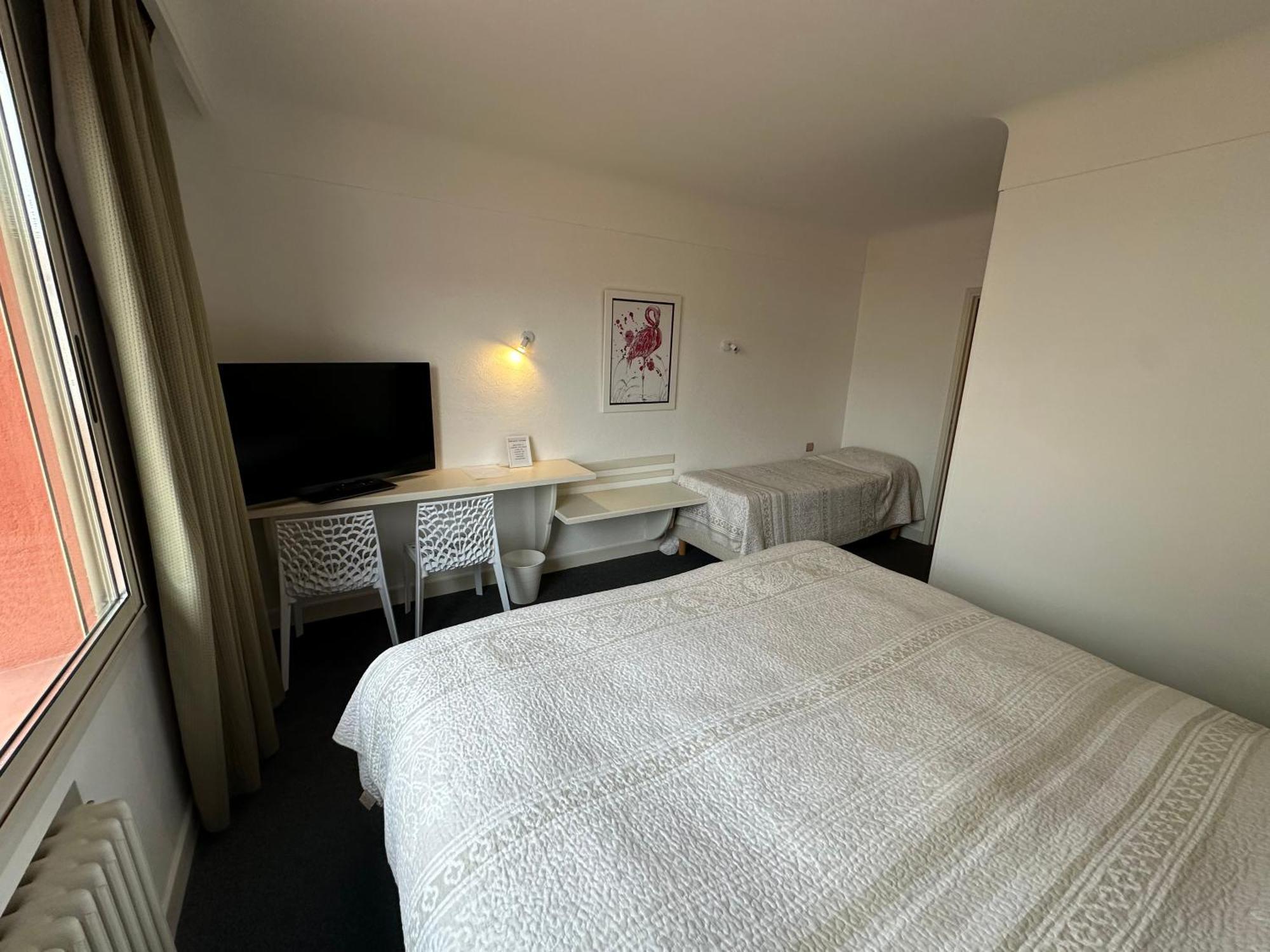 Hotel Chiffre Albi Ruang foto